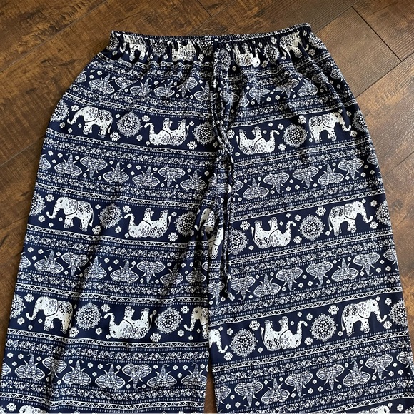 A’GACI Women’s Large Navy & White Ethnic Elephants Wide Leg Boho Hippie Pants - Picture 3 of 11